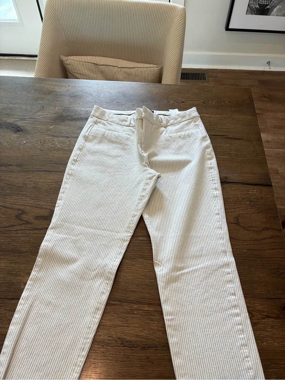 Banana Republic streamlined cropped
